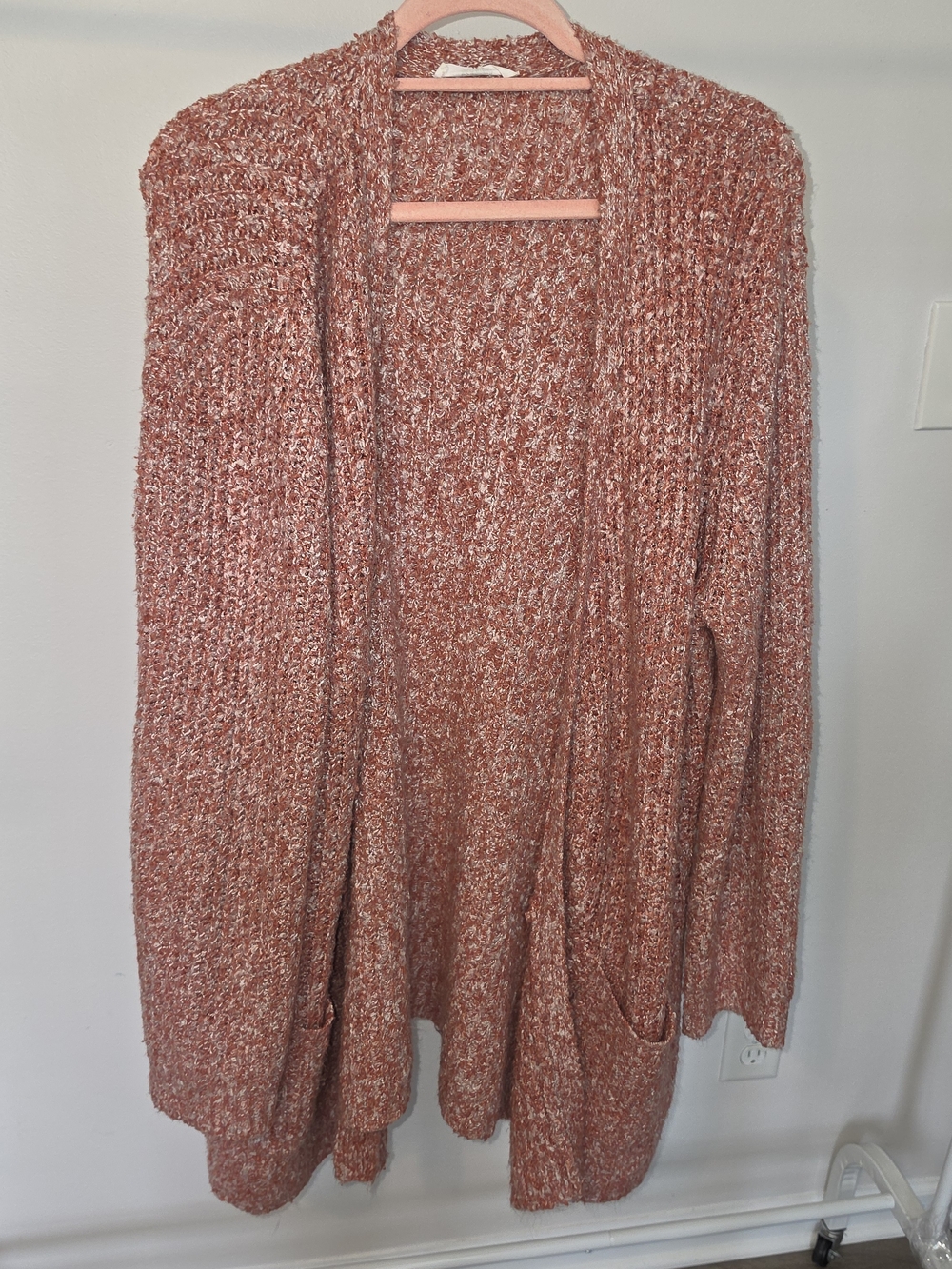 BB Dakota Steve Madden red & pink speckled cardigan #cozy